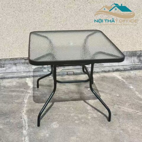 ban cafe ngoai troi mat kinh vuong bnt 049 5